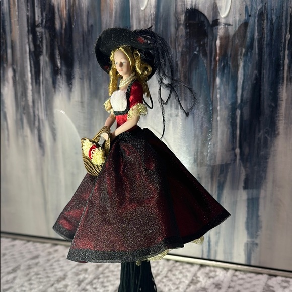 Vintage Porcelain Victorian Dresser Half Doll or Tassel Doll Stand & Hang Option - Picture 6 of 16